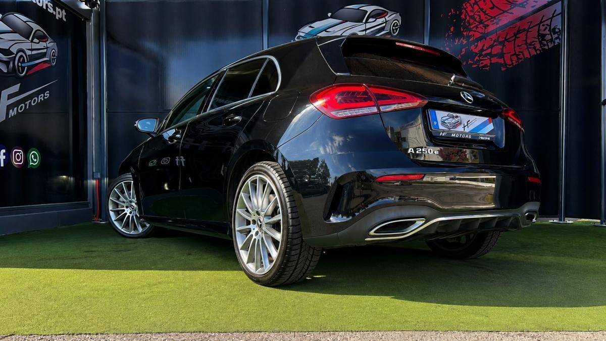 mercedes-benz-classe-a-2022-hibrido-a-gasolina-1332cc