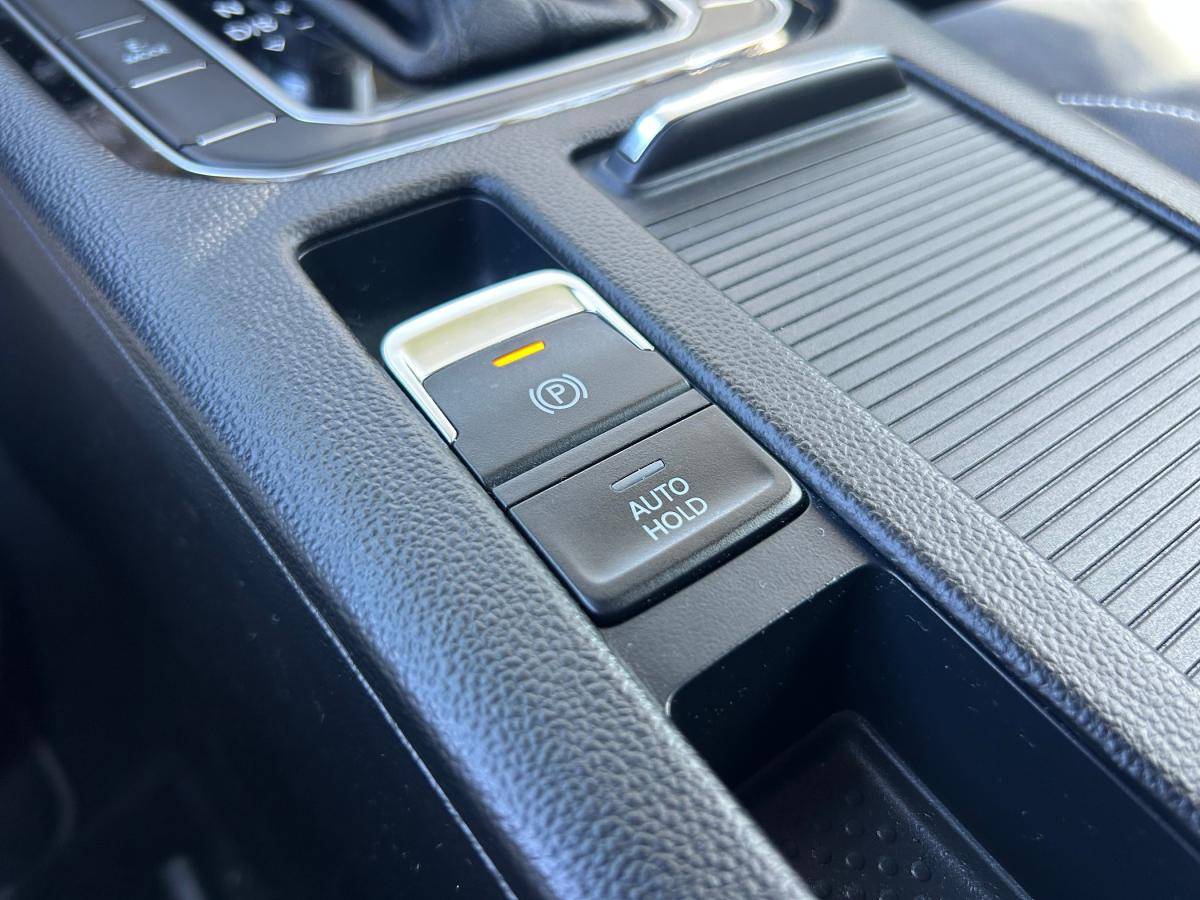 volkswagen-passat-variant-2020-hibrido-a-gasolina-1395cc