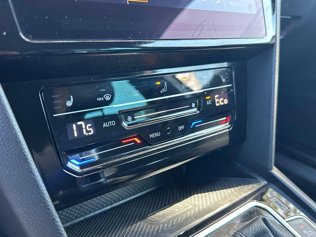 volkswagen-passat-variant-2020-hibrido-a-gasolina-1395cc