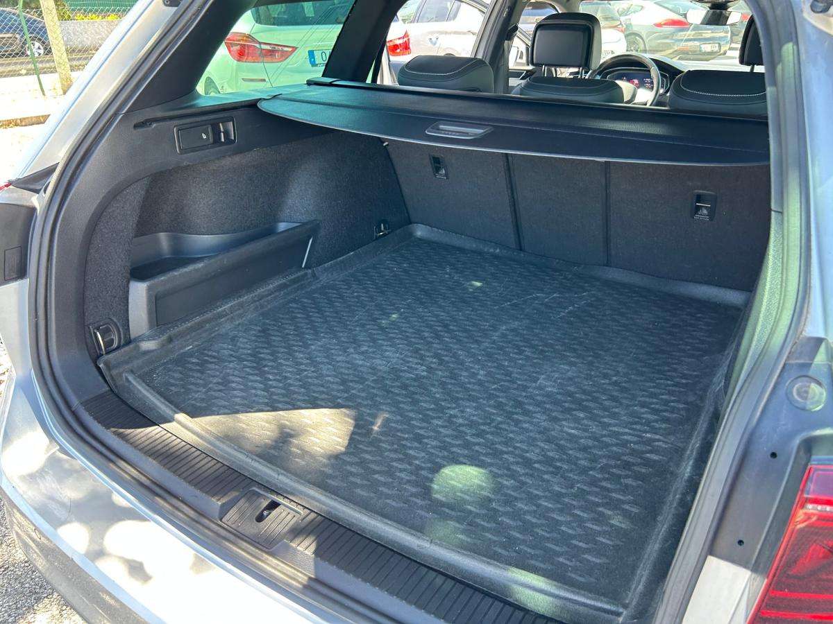 volkswagen-passat-variant-2020-hibrido-a-gasolina-1395cc