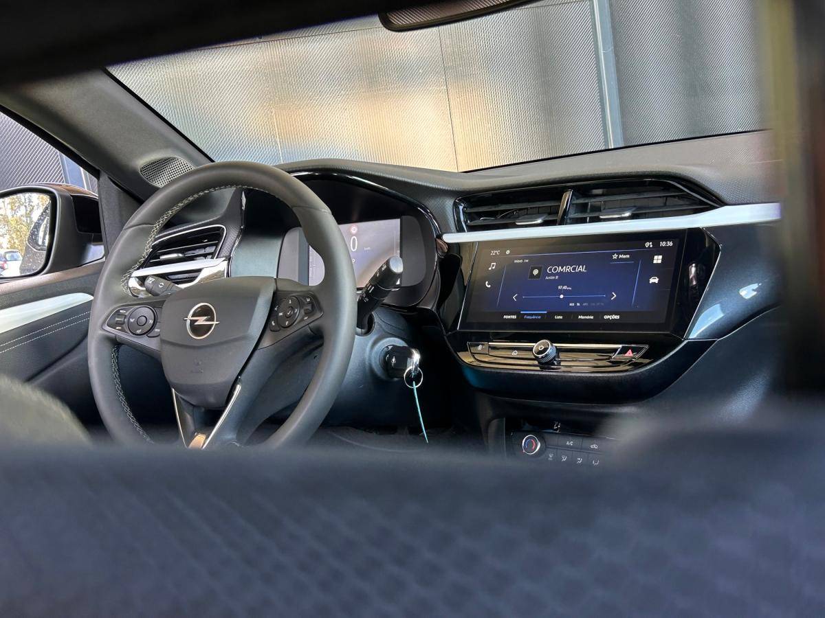 opel-corsa-2025-hibrido-a-gasolina-1199cc
