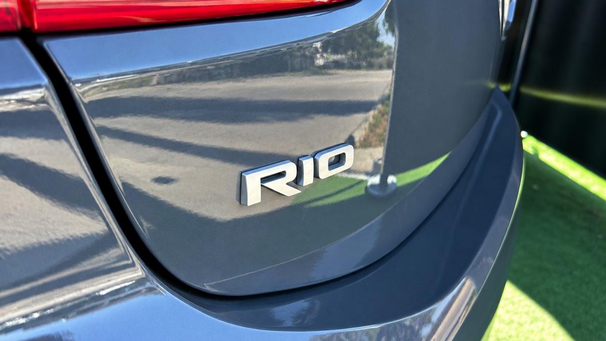 kia-rio-2022-gasolina-998cc