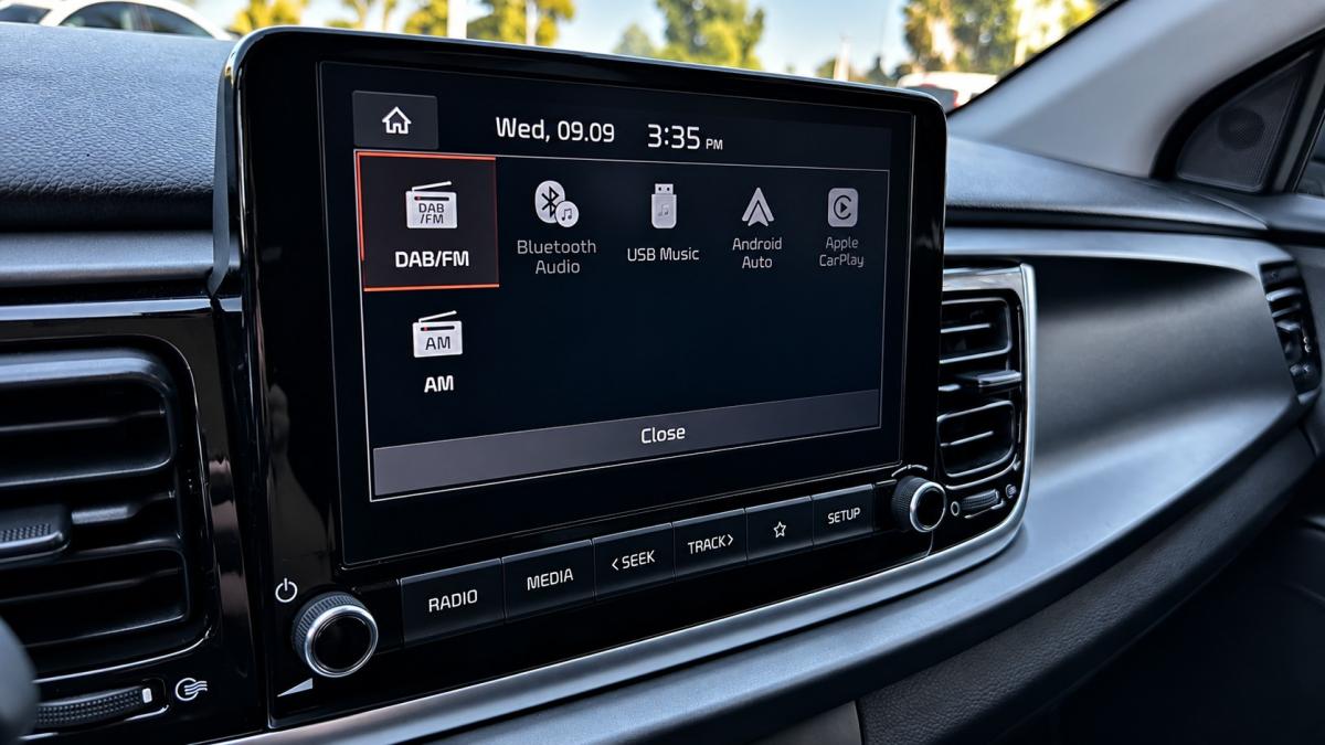 kia-rio-2022-gasolina-998cc