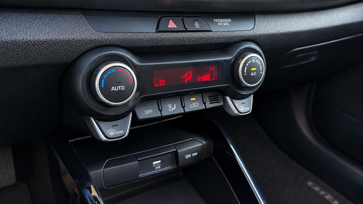 kia-rio-2022-gasolina-998cc