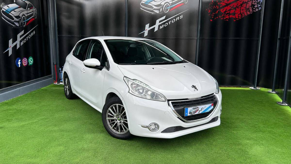 peugeot-208-2015-diesel-1560cc