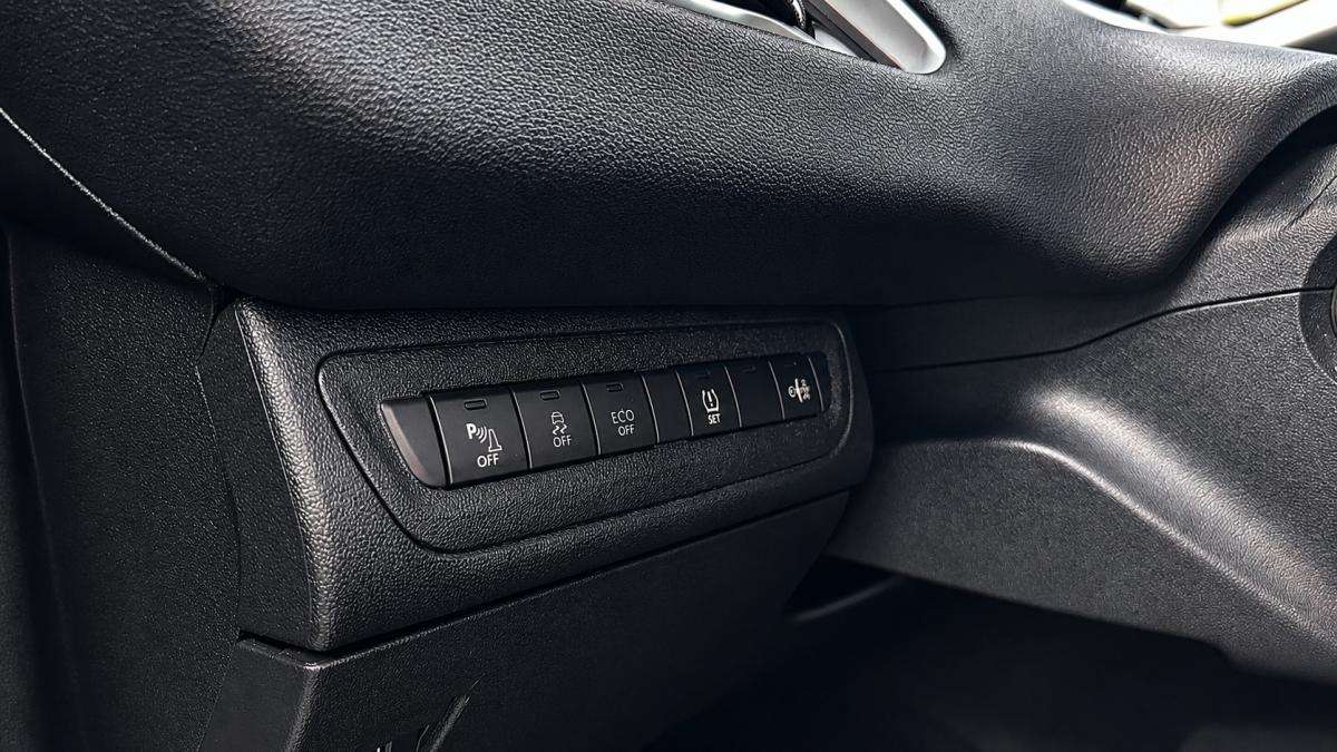 peugeot-208-2015-diesel-1560cc