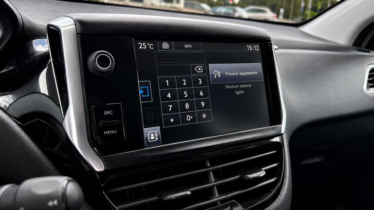 peugeot-208-2015-diesel-1560cc