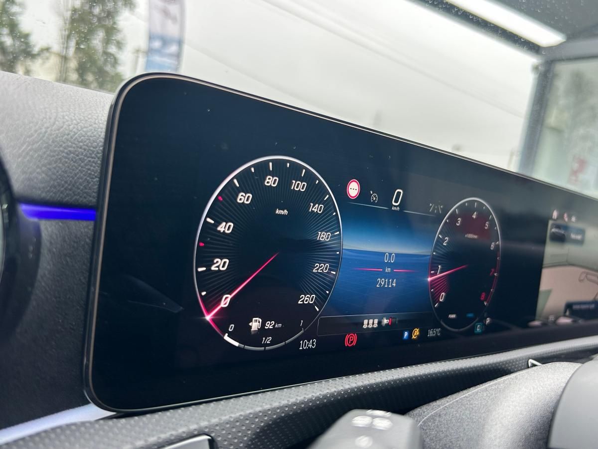 mercedes-benz-classe-a-2024-hibrido-a-gasolina-1332cc