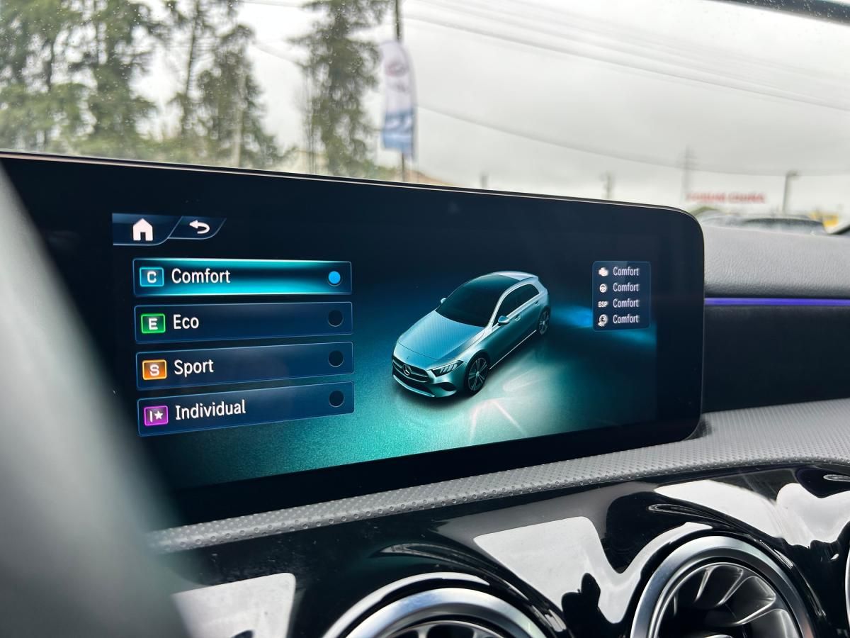 mercedes-benz-classe-a-2024-hibrido-a-gasolina-1332cc