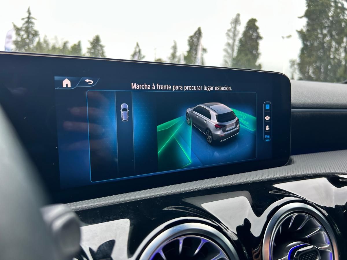 mercedes-benz-classe-a-2024-hibrido-a-gasolina-1332cc