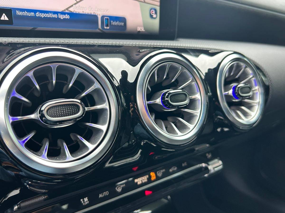 mercedes-benz-classe-a-2024-hibrido-a-gasolina-1332cc