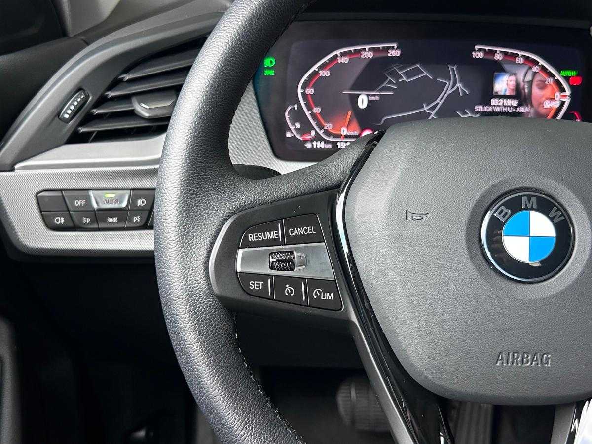 bmw-serie-1-2024-gasolina-1499cc