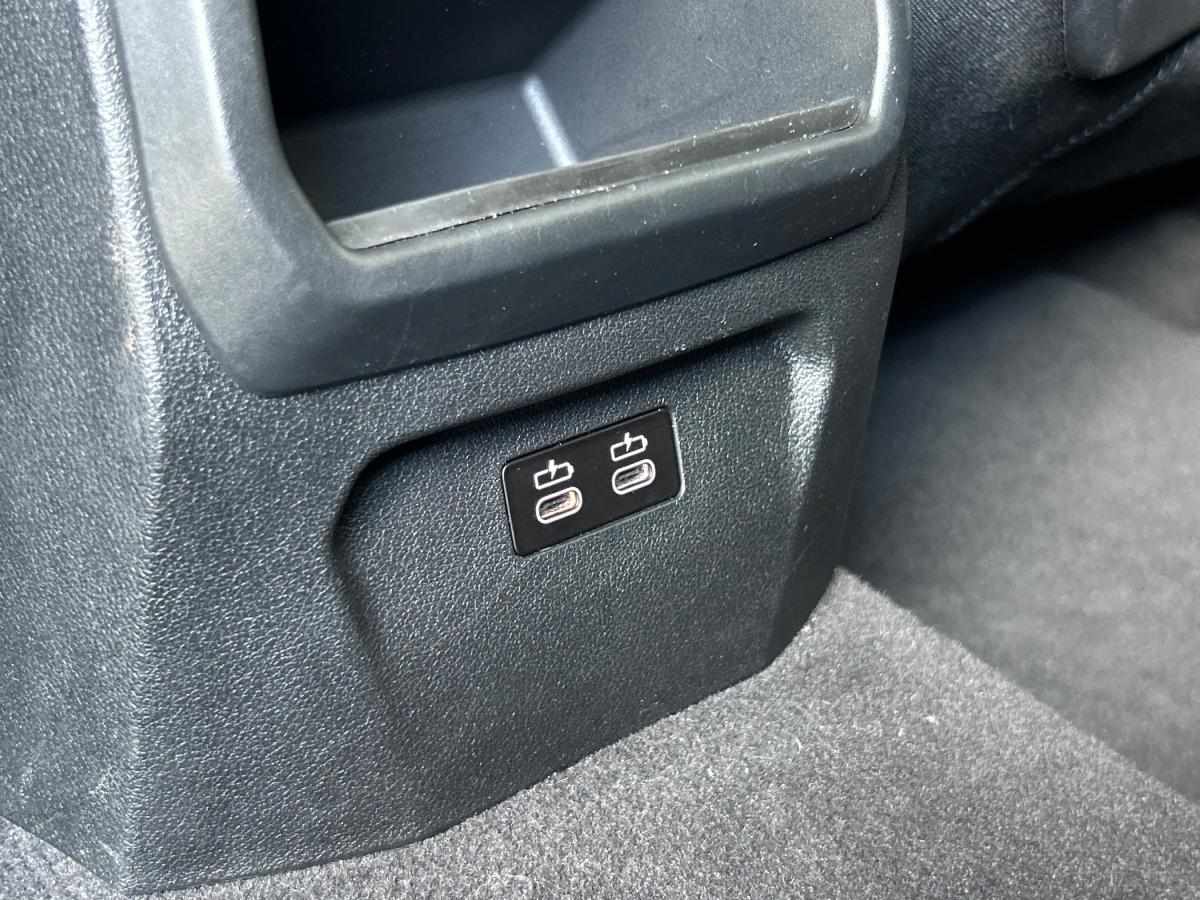 bmw-serie-1-2024-gasolina-1499cc