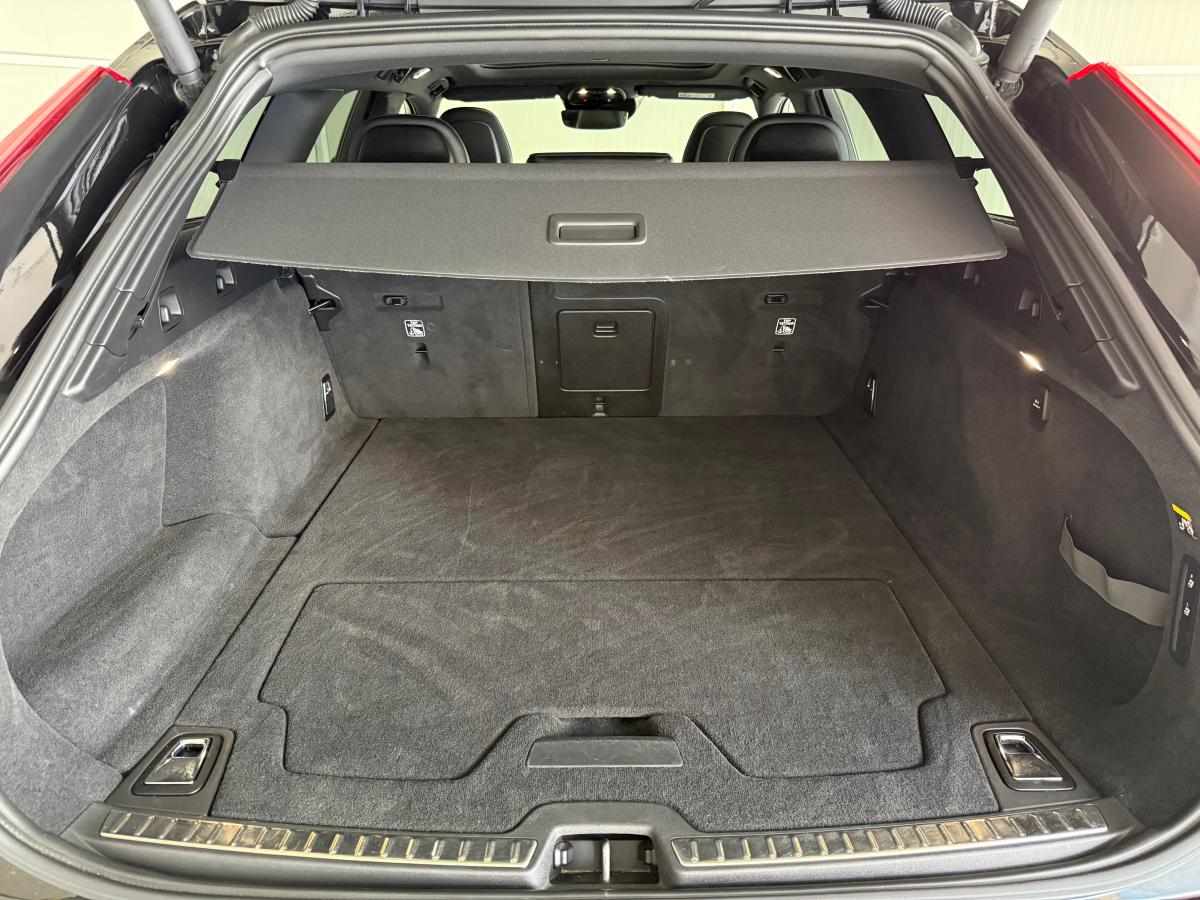 volvo-v90-d5-2-0-awd-2017-diesel-1969cc