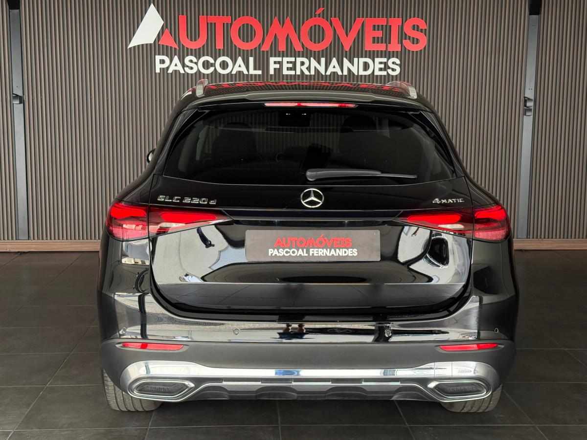 mercedes-benz-glc-220-d-4matic-2023-diesel-1993cc