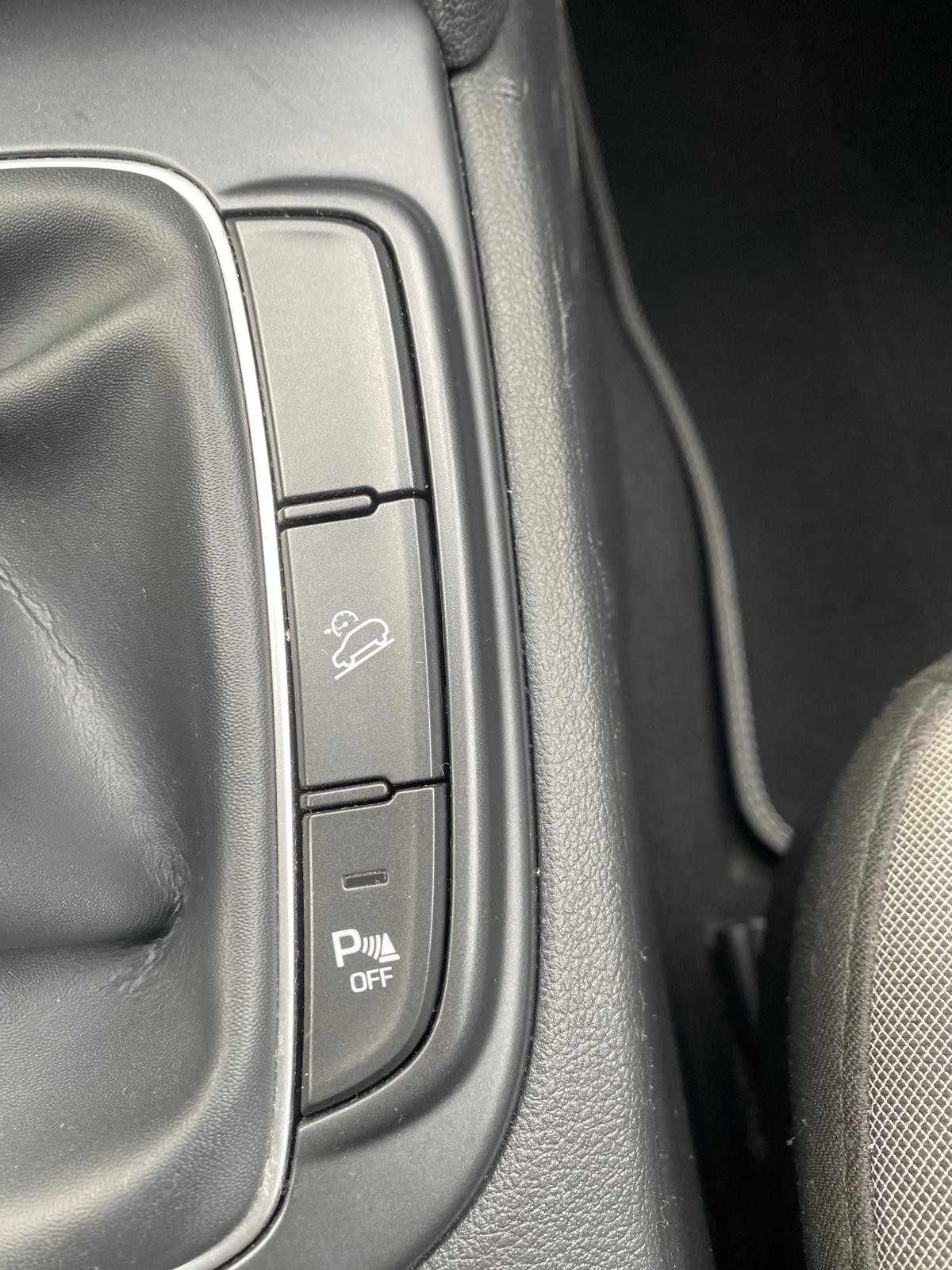 hyundai-kauai-2019-gasolina-998cc