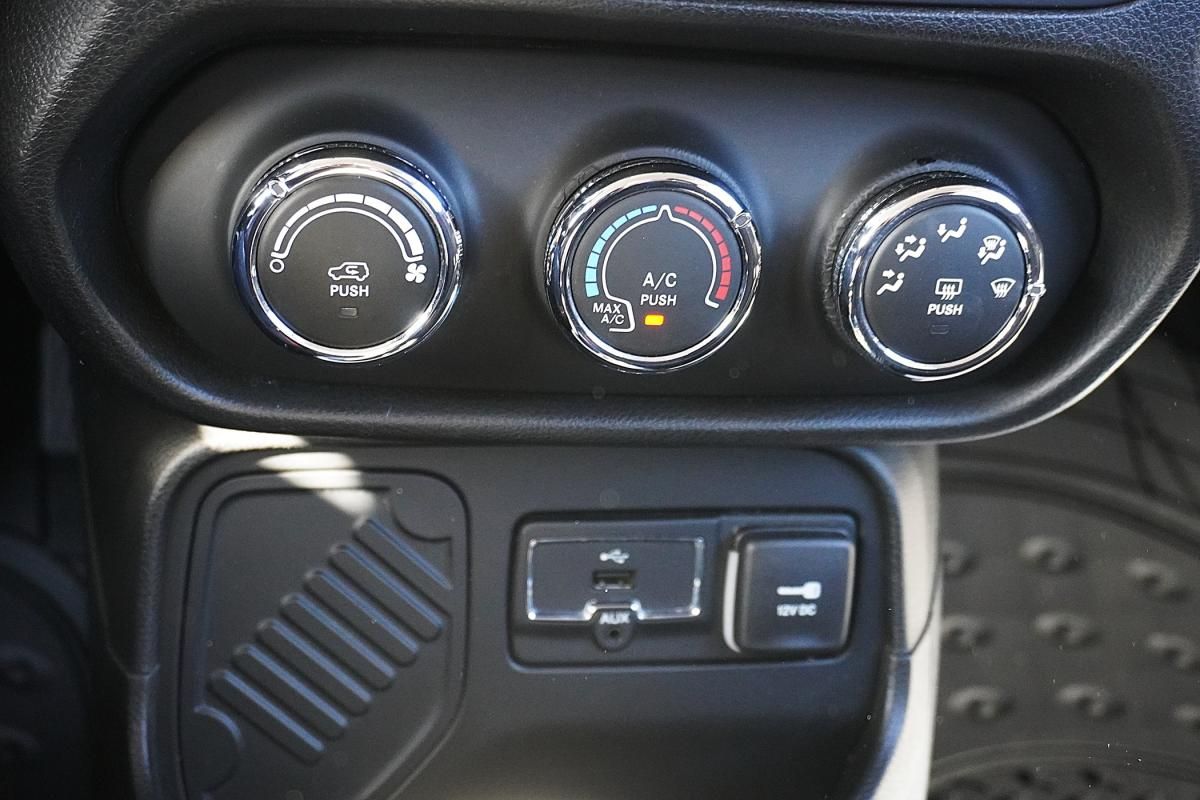 jeep-renegade-2015-diesel-1598cc