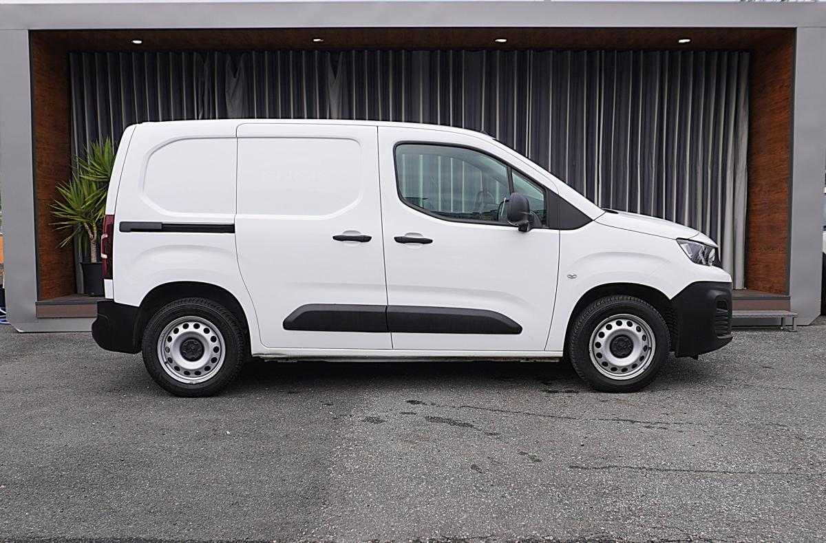 peugeot-partner-2021-diesel-1499cc