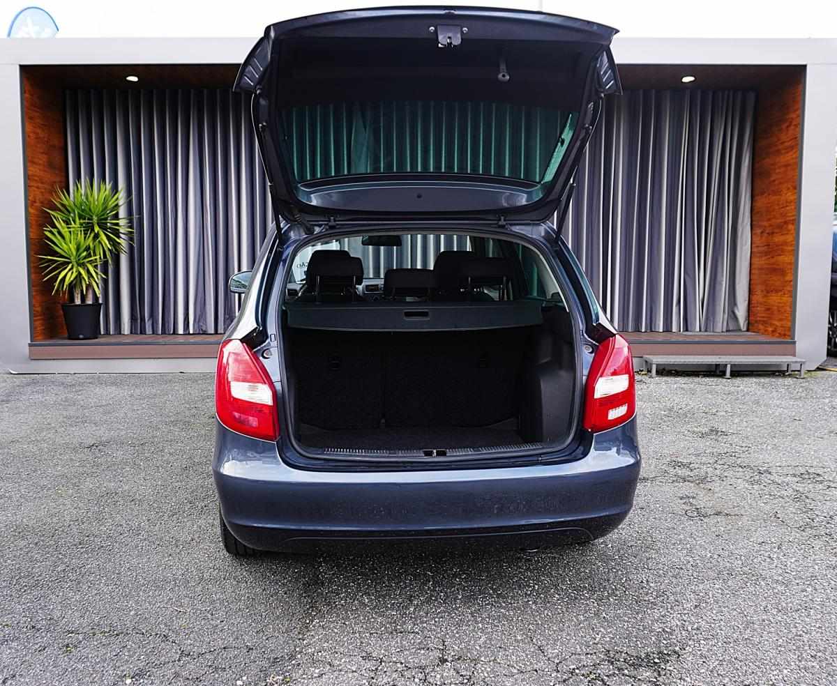 skoda-fabia-break-2012-diesel-1199cc