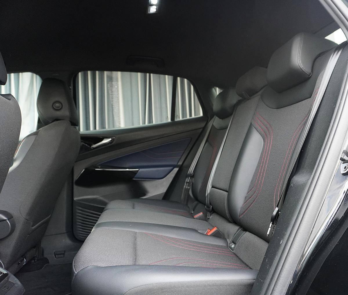 volkswagen-id-5-2022-eletrico-500cc