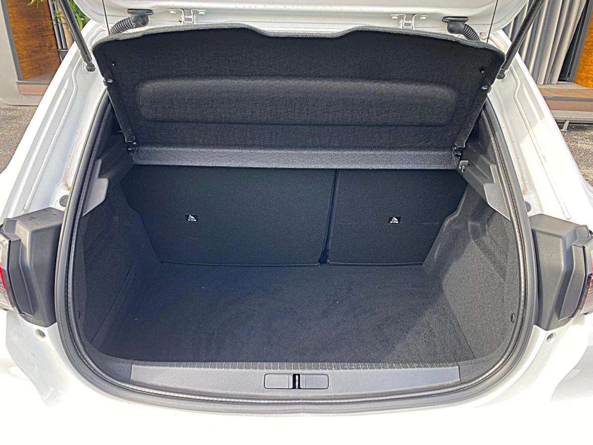 peugeot-208-2020-diesel-1499cc