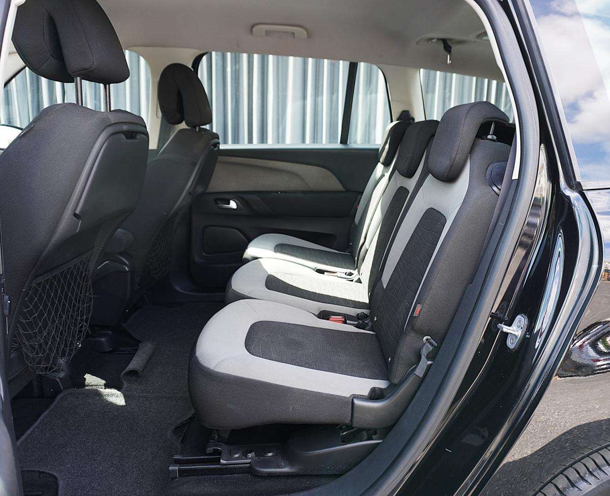citroen-c4-grand-picasso-2014-diesel-1560cc