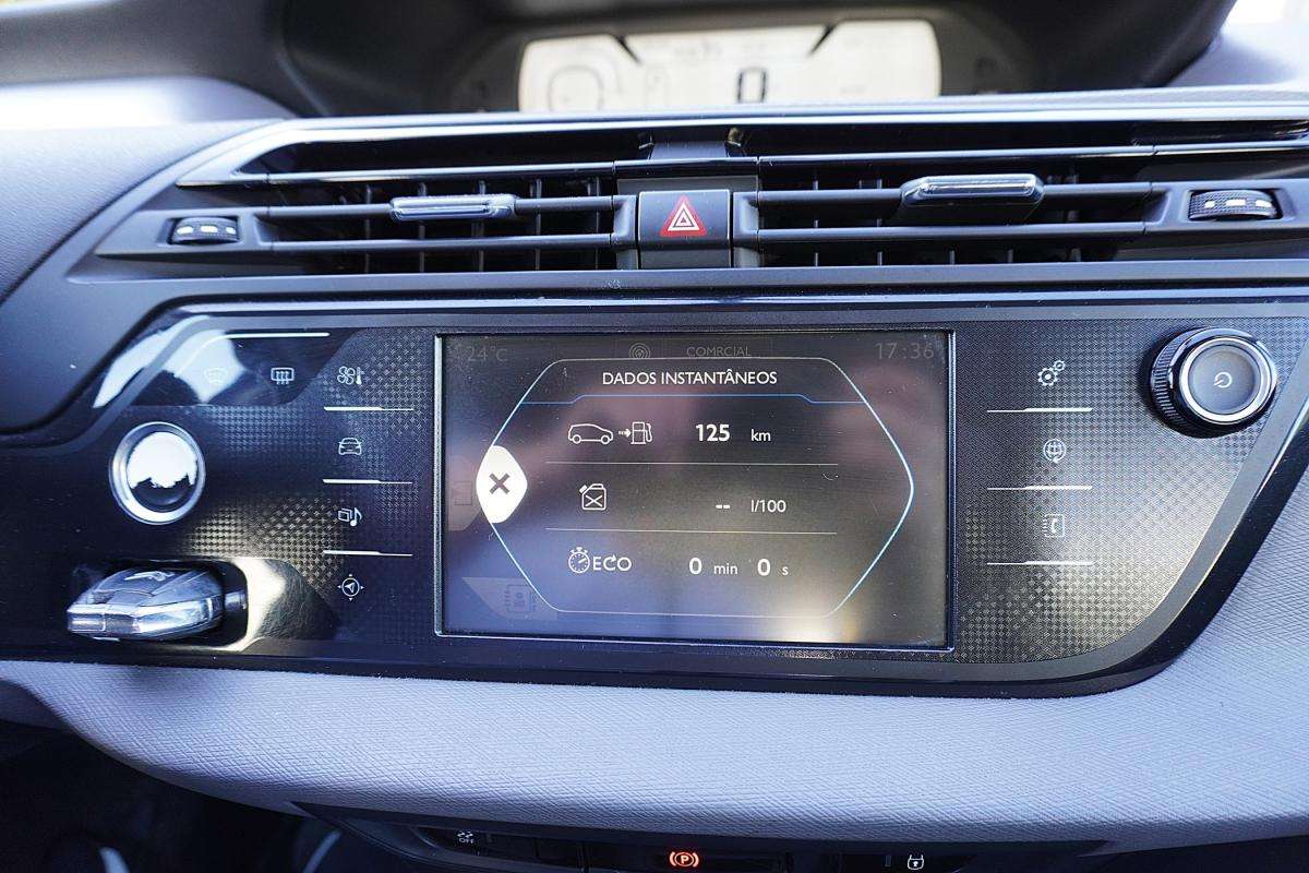 citroen-c4-grand-picasso-2014-diesel-1560cc