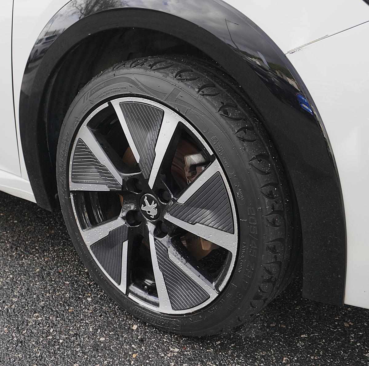 peugeot-208-2020-eletrico-0cc