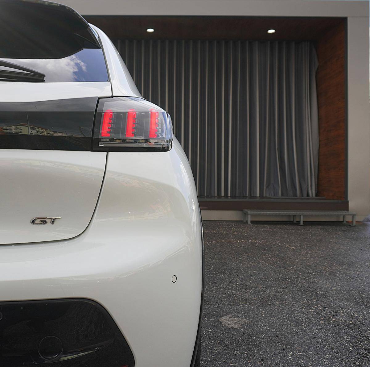 peugeot-208-2020-eletrico-0cc