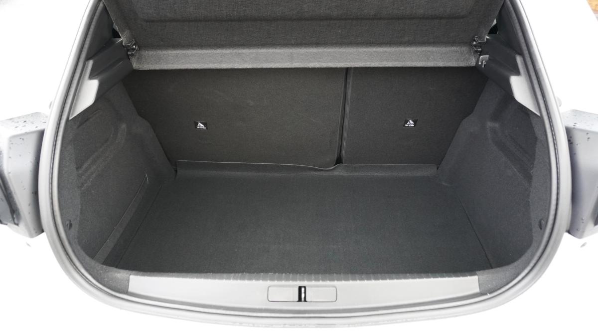 peugeot-208-2020-eletrico-0cc