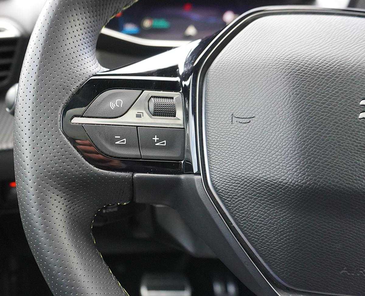 peugeot-208-2020-eletrico-0cc