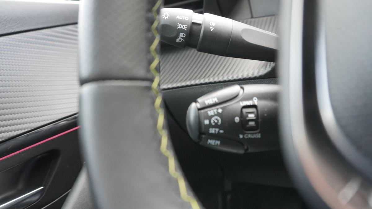 peugeot-208-2020-eletrico-0cc