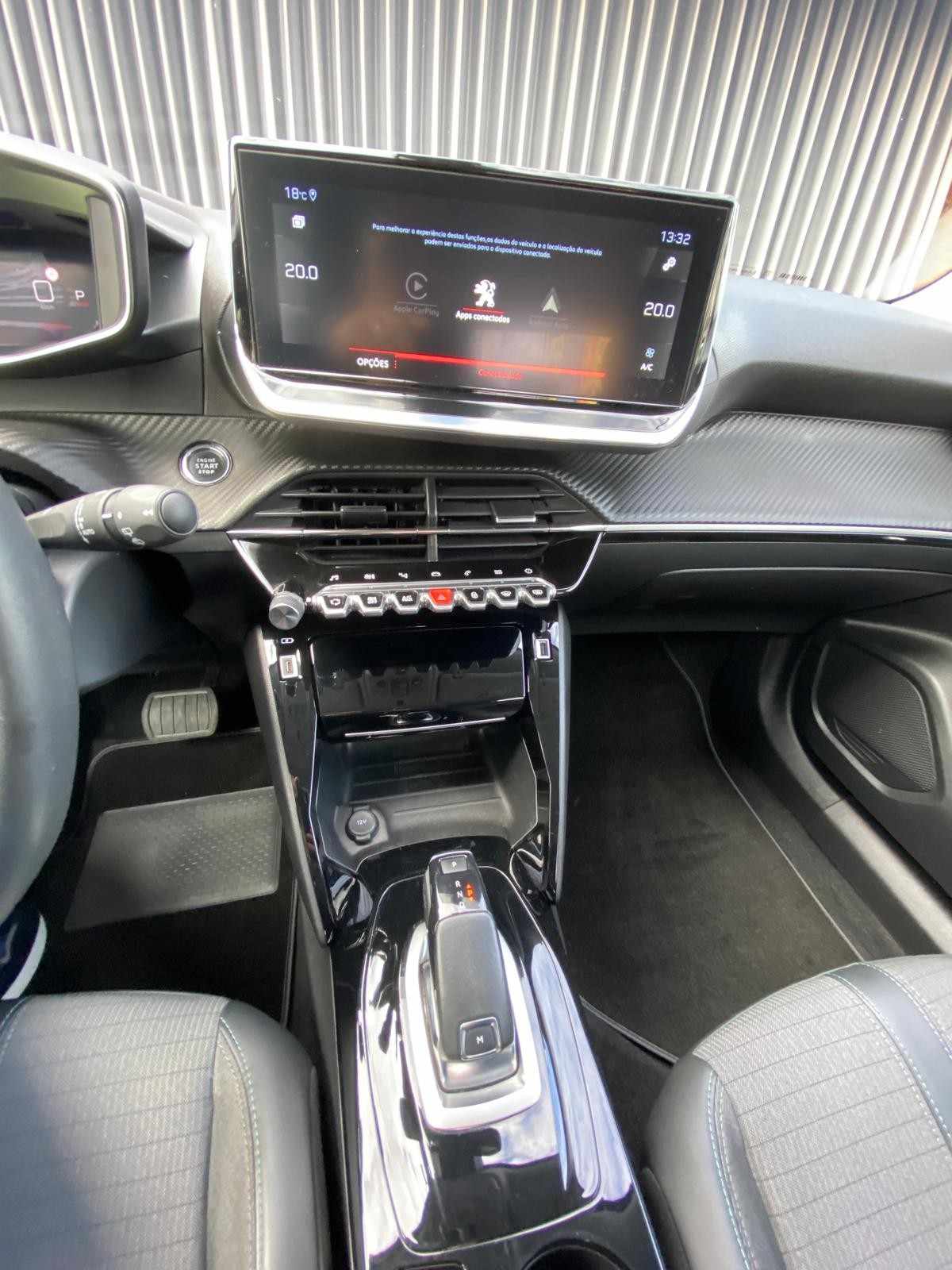 peugeot-2008-2021-gasolina-1199cc