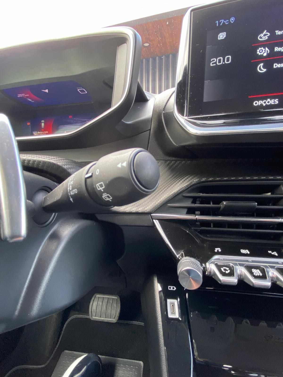 peugeot-2008-2021-gasolina-1199cc