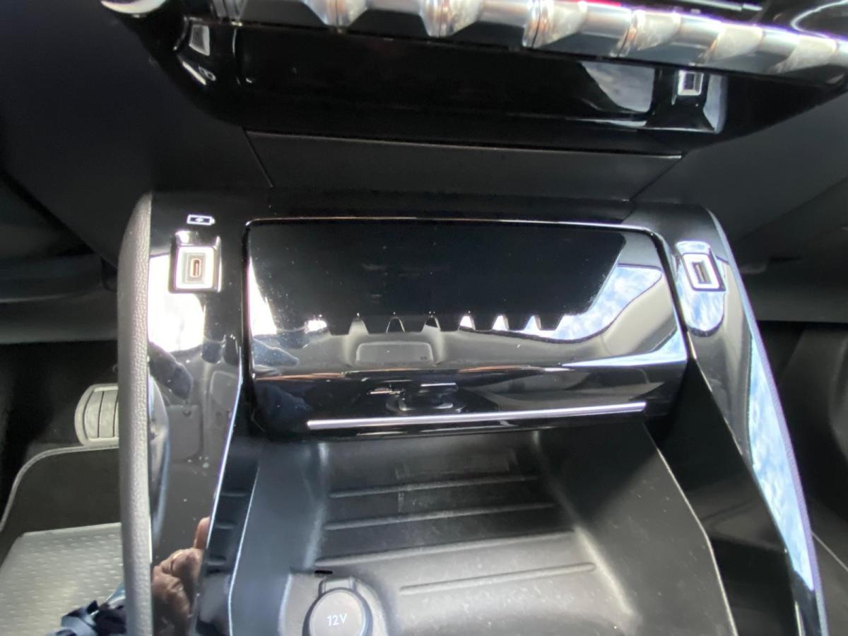 peugeot-2008-2021-gasolina-1199cc