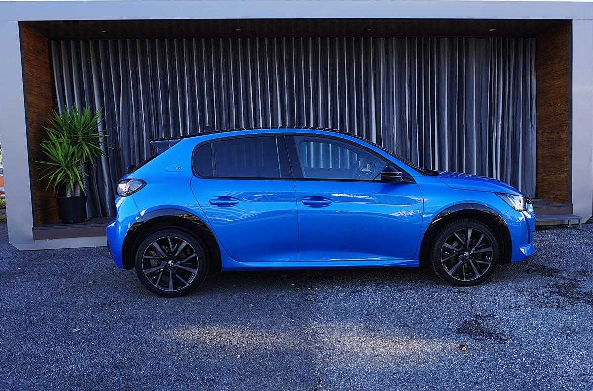 peugeot-208-2023-gasolina-1199cc