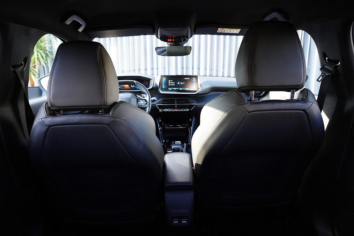 peugeot-208-2023-gasolina-1199cc