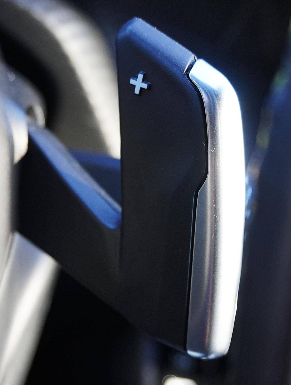 peugeot-208-2023-gasolina-1199cc