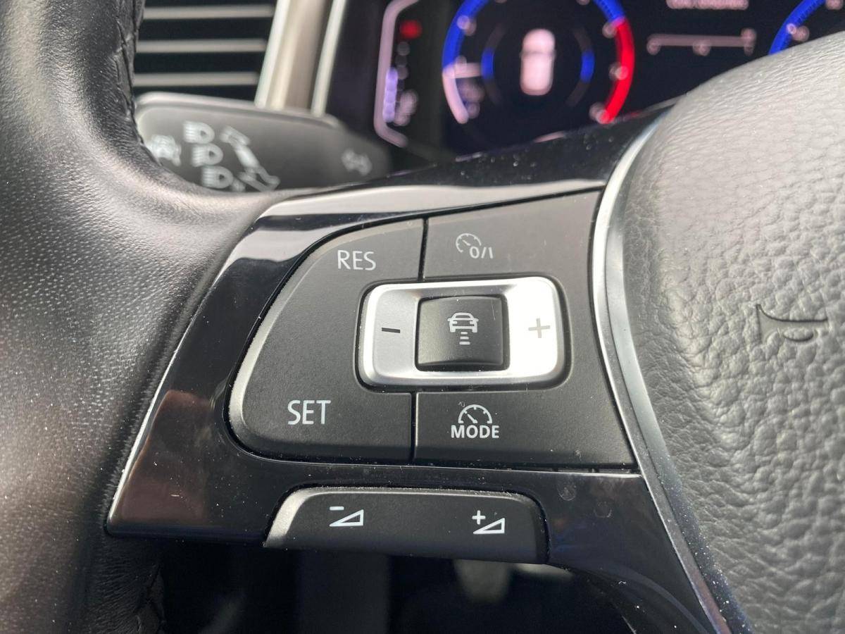 volkswagen-t-roc-2018-gasolina-999cc