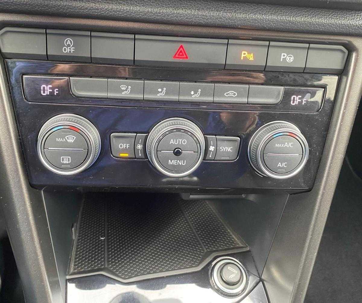volkswagen-t-roc-2018-gasolina-999cc