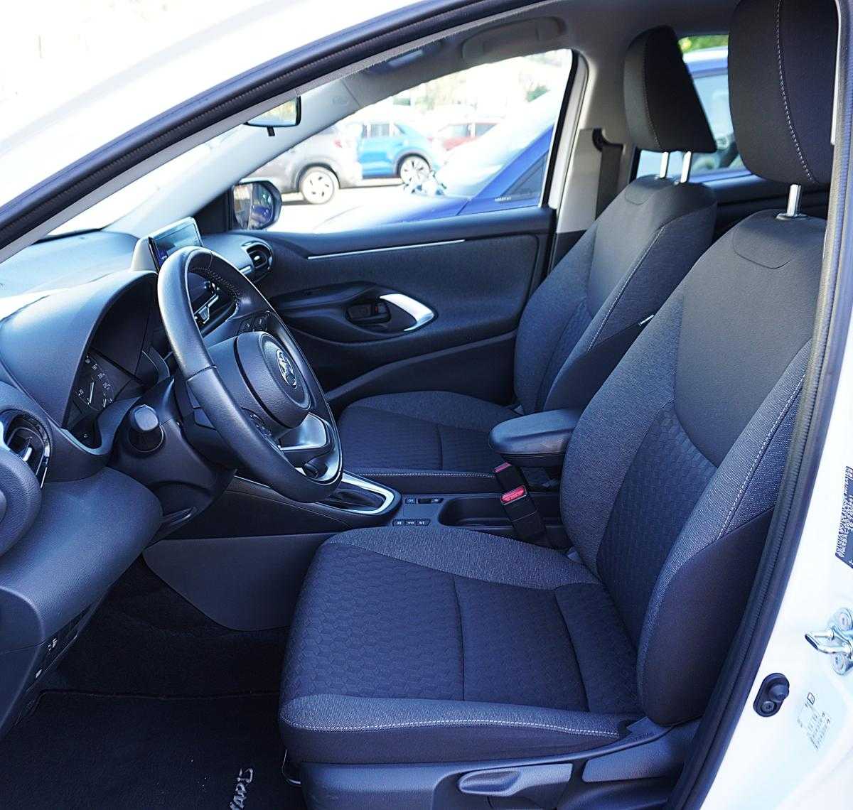 toyota-yaris-2021-hibrido-a-gasolina-1497cc