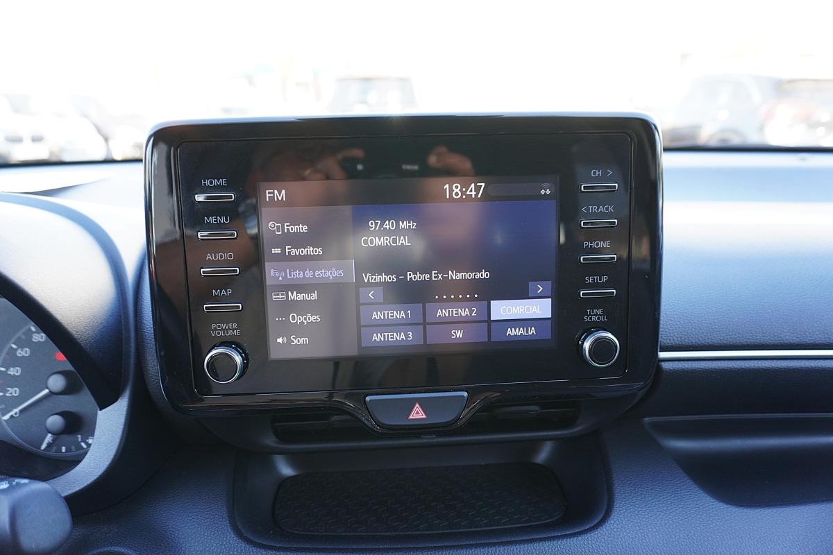 toyota-yaris-2021-hibrido-a-gasolina-1497cc