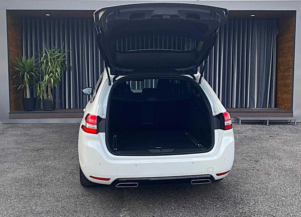 peugeot-308-sw-2019-gasolina-1199cc