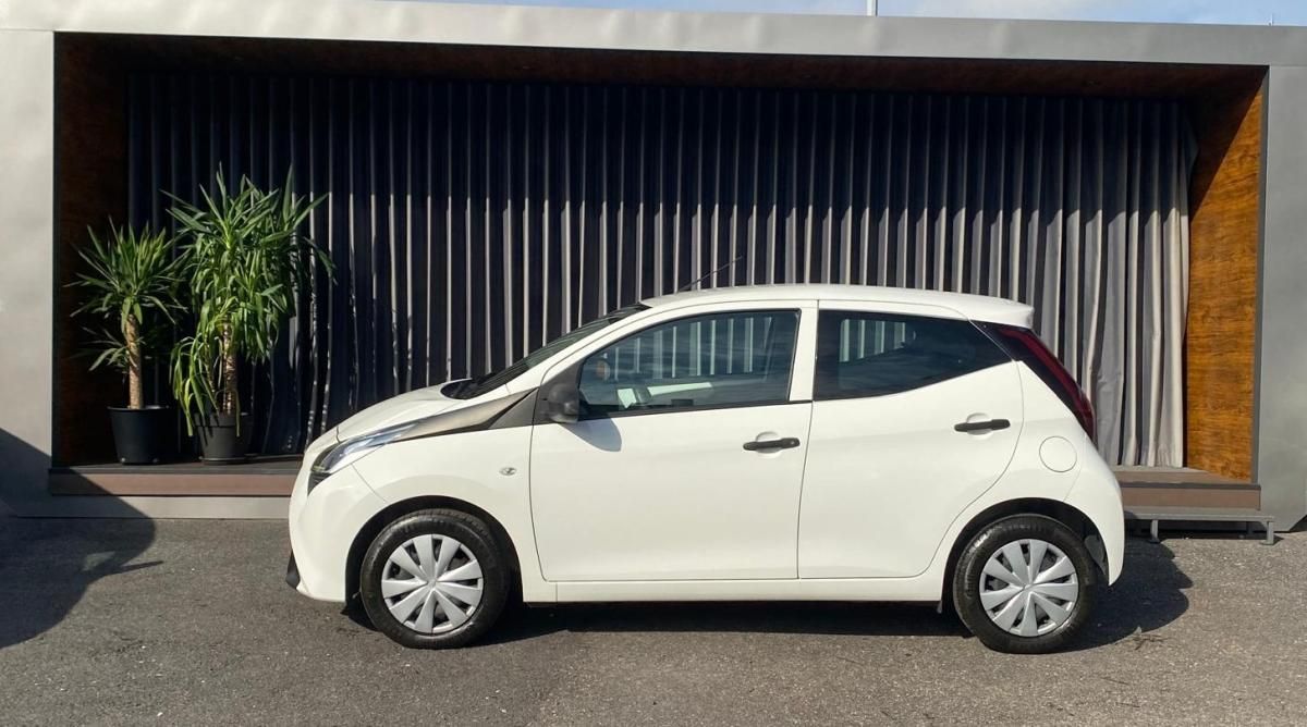 toyota-aygo-2019-gasolina-998cc