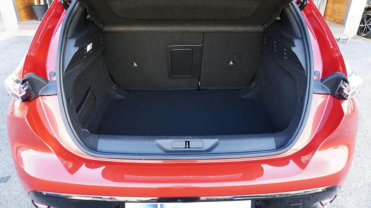 peugeot-308-2022-gasolina-1199cc