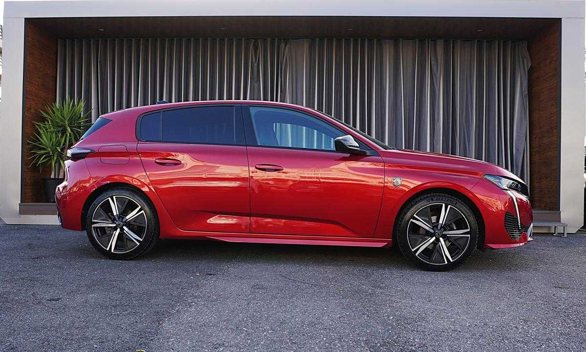peugeot-308-2022-gasolina-1199cc