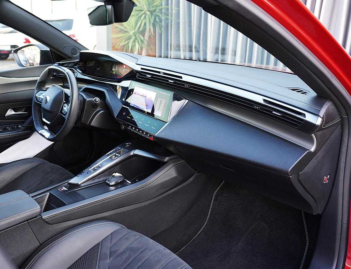 peugeot-308-2022-gasolina-1199cc