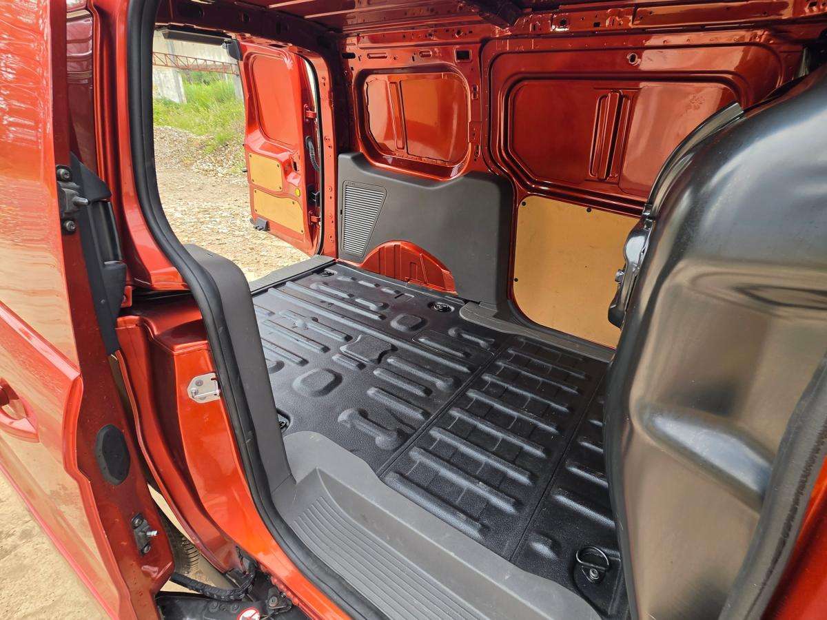 ford-transit-connect-2021-diesel-1499cc