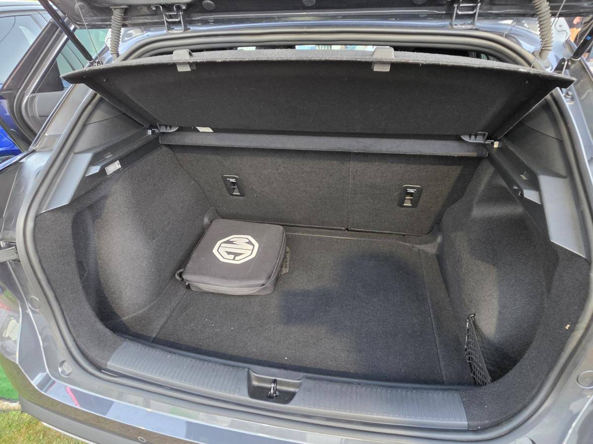 mg-mg4-2023-eletrico-0cc