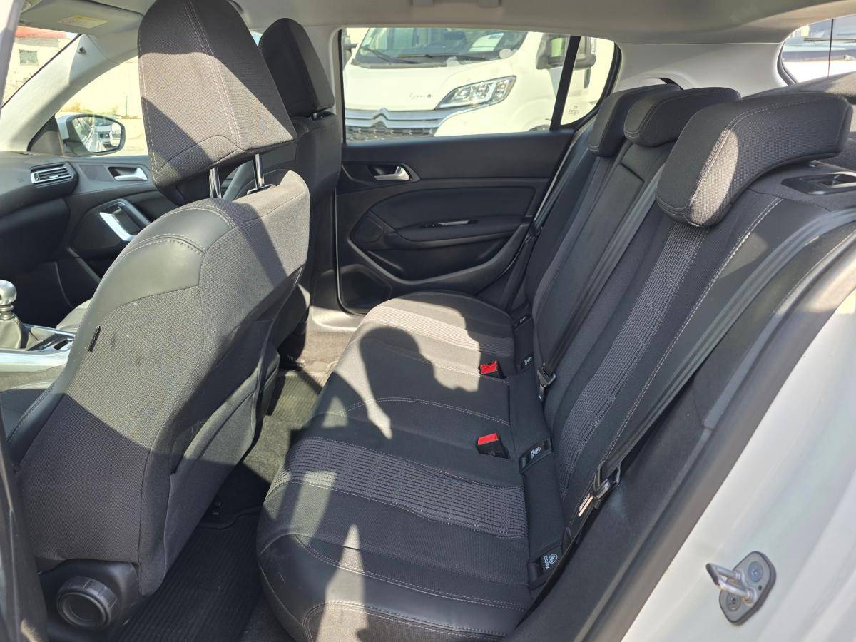 peugeot-308-2018-diesel-1499cc